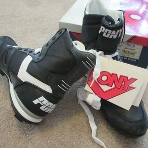 pony football shoes